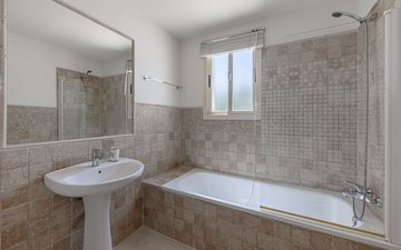 Property slide 18