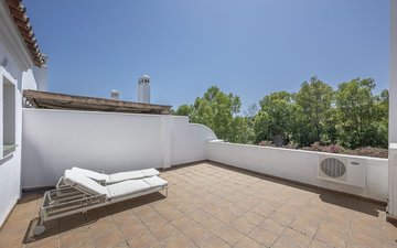 Property slide 33