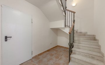Property slide 35
