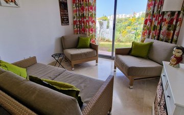 Property slide 19