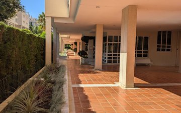 Property slide 30