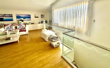 Property slide 24