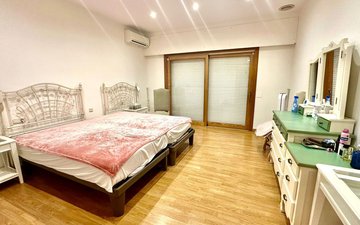 Property slide 25