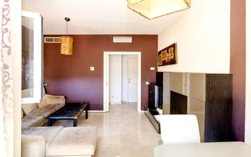 Property slide 14