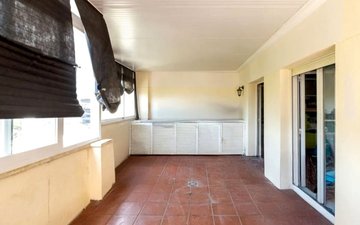Property slide 19