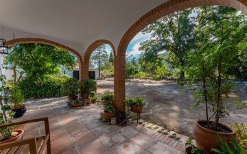Property slide 21