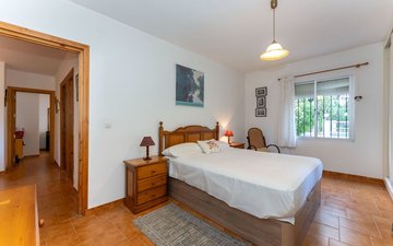 Property slide 39