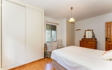 Property slide 41