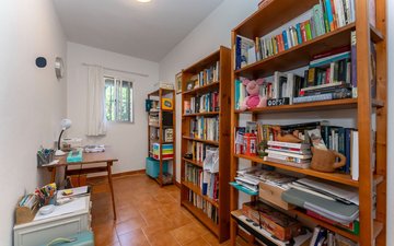 Property slide 42
