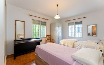 Property slide 46