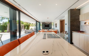 Property slide 18