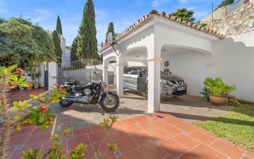 Property slide 36
