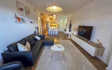 Property slide 19