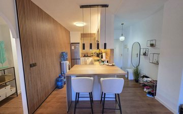 Property slide 24
