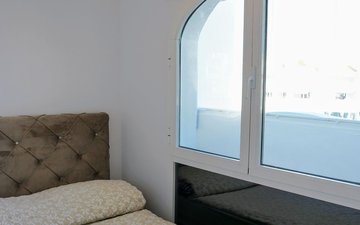 Property slide 22