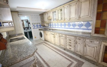 Property slide 22