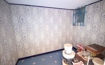 Property slide 24