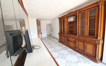 Property slide 4