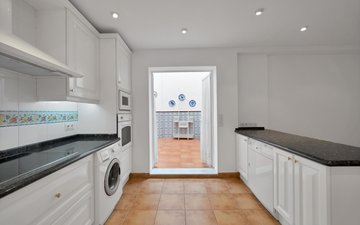 Property slide 20