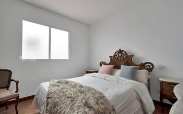 Property slide 22