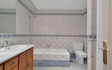 Property slide 31