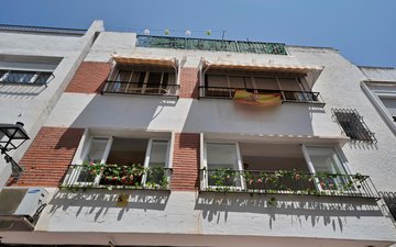 Property slide 33