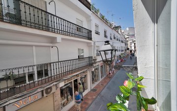 Property slide 36
