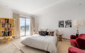 Property slide 16