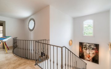 Property slide 22