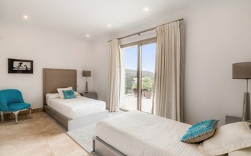 Property slide 26