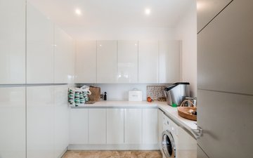 Property slide 32