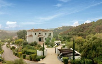 Property slide 44