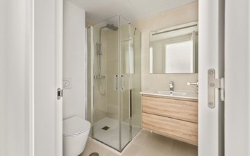 Property slide 18