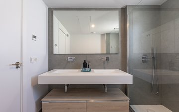 Property slide 21
