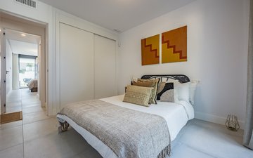 Property slide 22