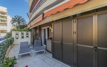 Property slide 16