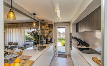 Property slide 6