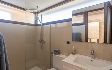 Property slide 20