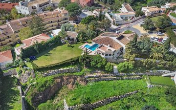 Property slide 120