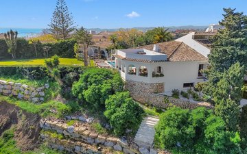 Property slide 122
