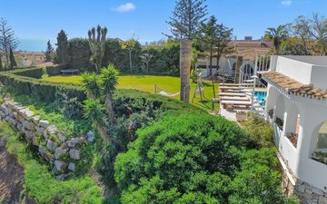 Property slide 123