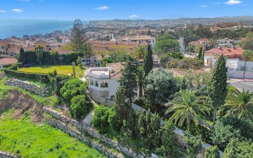 Property slide 134