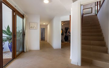 Property slide 32