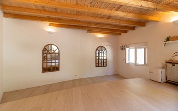 Property slide 38