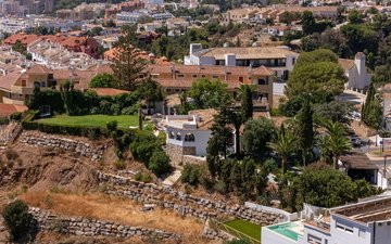 Property slide 86
