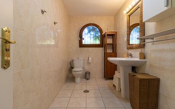 Property slide 97