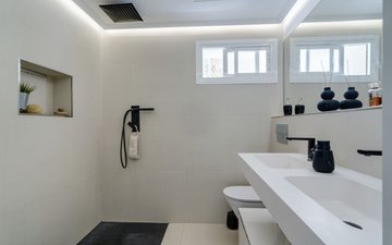Property slide 31