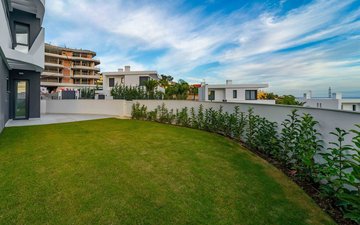 Property slide 20