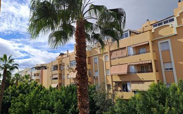 Property slide 25