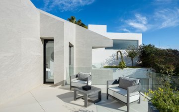 Property slide 17